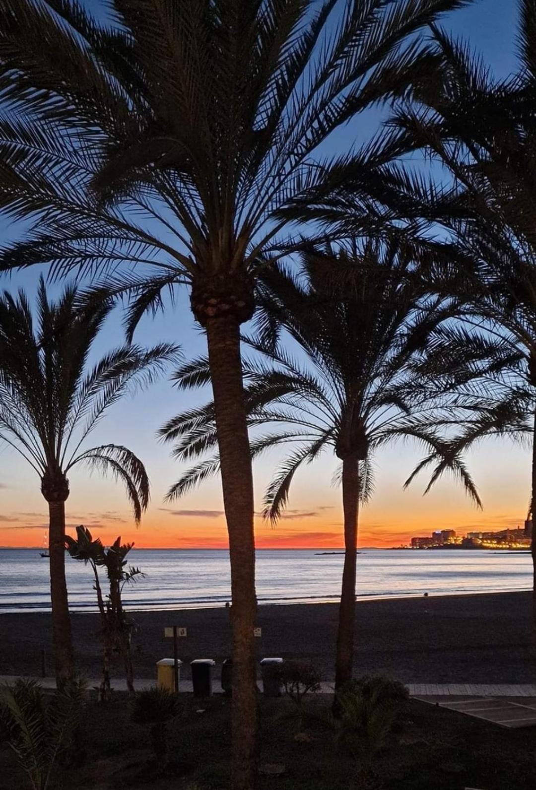 Benalbeach Apartamento Exclusivo Benalmadena Bagian luar foto