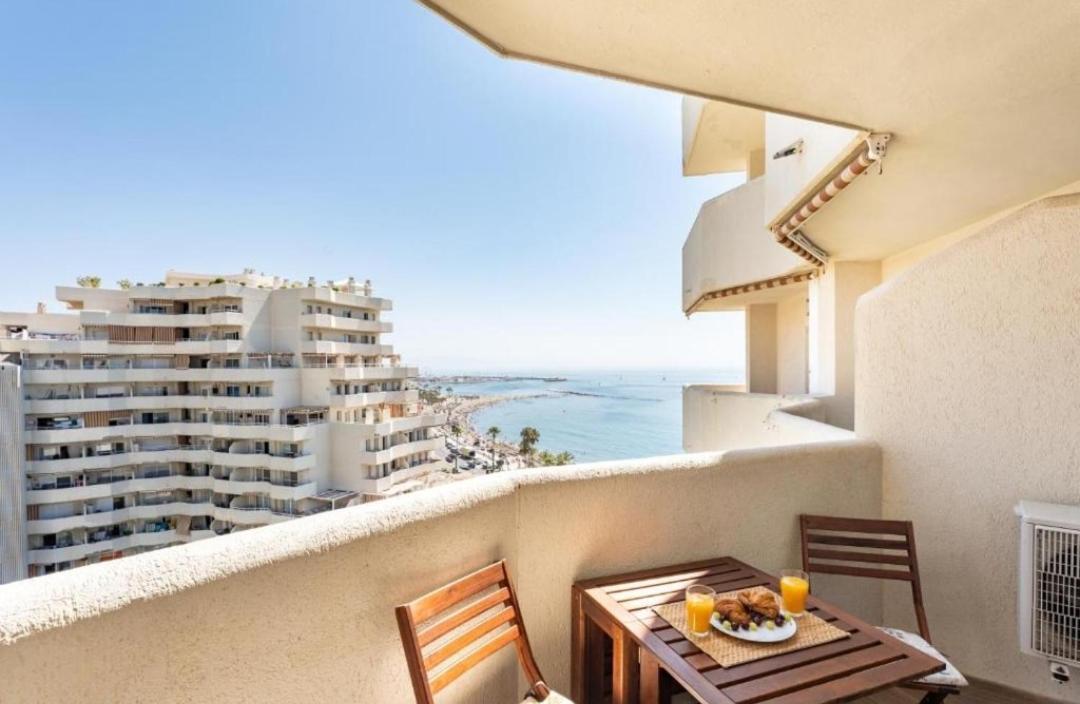 Benalbeach Apartamento Exclusivo Benalmadena Bagian luar foto